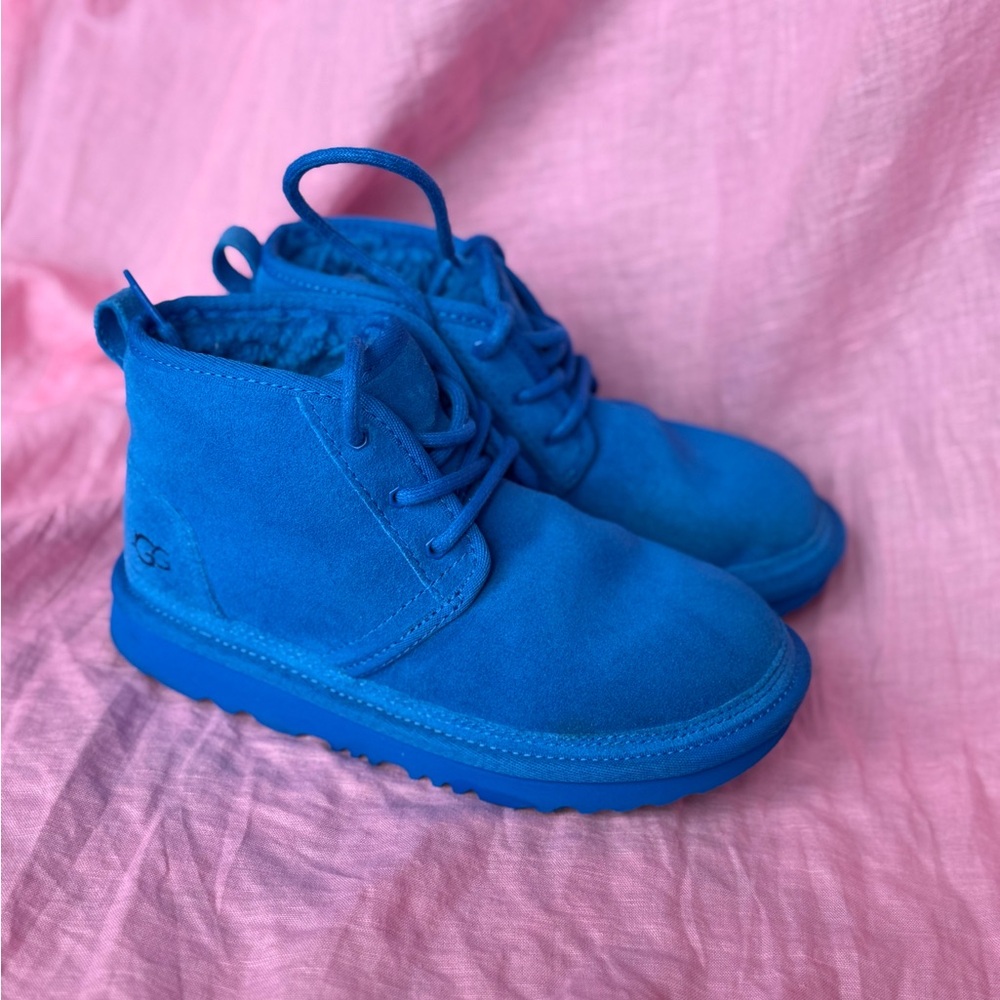 UGG Kids Boots in Vibrant Blue